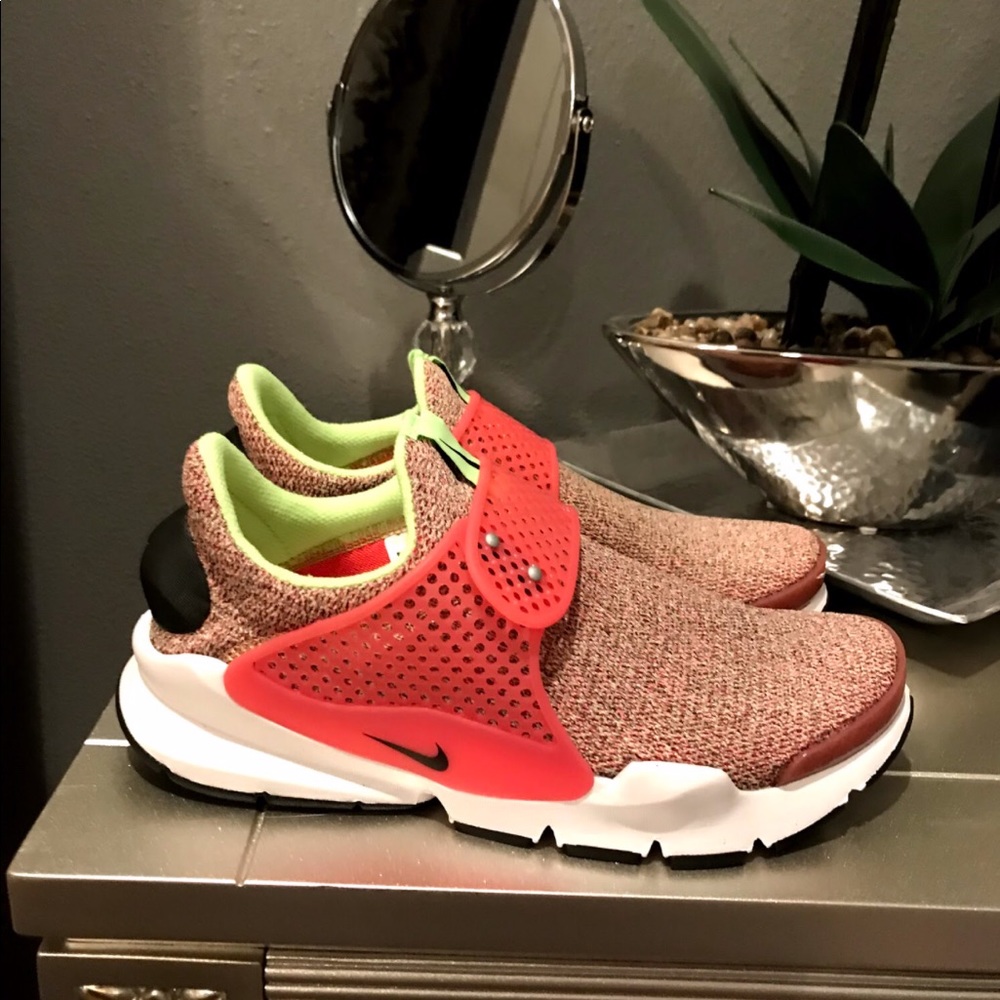 Nike Sock Dart
